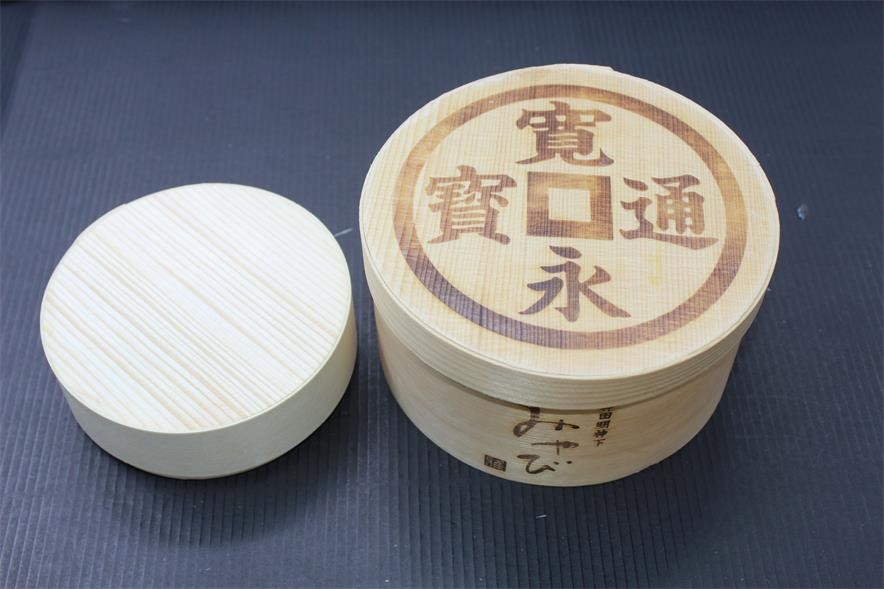 Pine cake container with lid supplier, manufacturer, vendor, producer of Tianjin Senyangwood Co., Limited